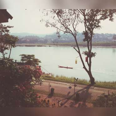 Mekong River View From Chiang Khong Garden Teak