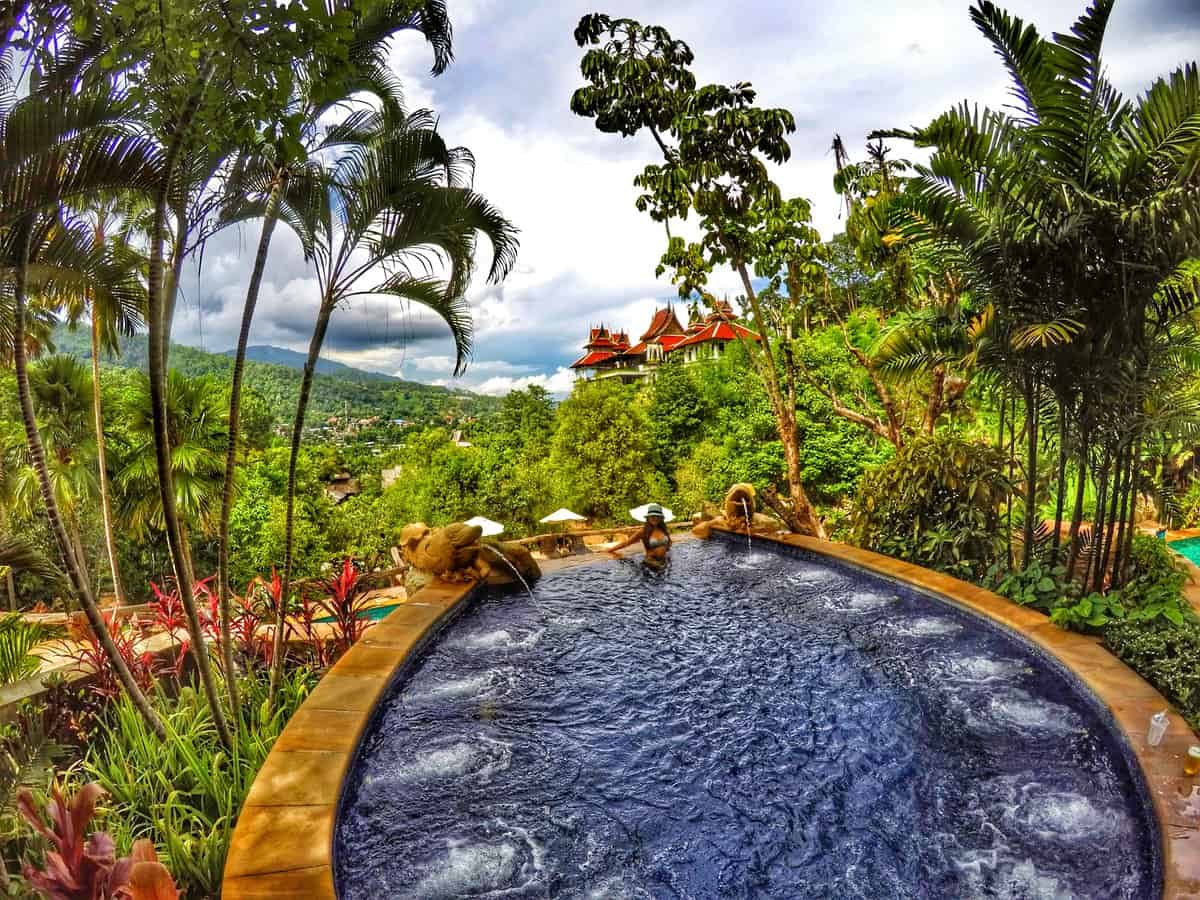 Panviman Resort Chiang Mai - Pool with jets