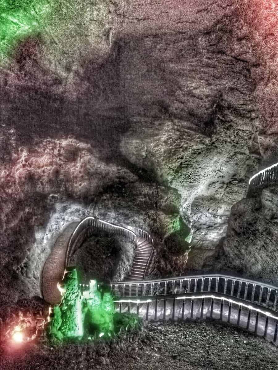 Huanglong (Yellow Dragon) Cave - Zhangjiajie, Hunan, China