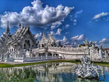 Wat Rong Khun - The White Temple in Chiang Rai, Thailand - must see