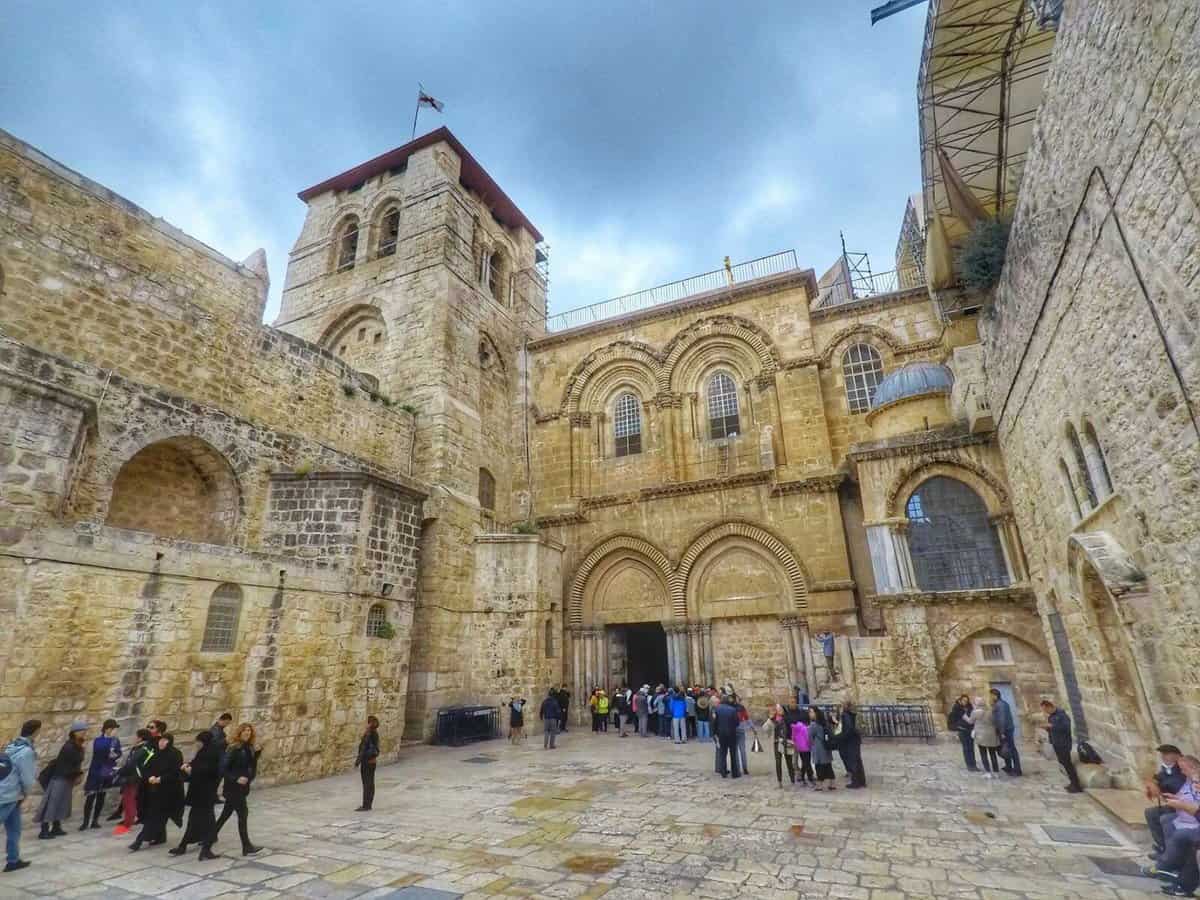 Church Of The Holy Sepulchre - Tomb of Jesus Christ Jerusalem Israel Church Of The Holy Sepulchre - Tomb of Jesus Christ Jerusalem Israel