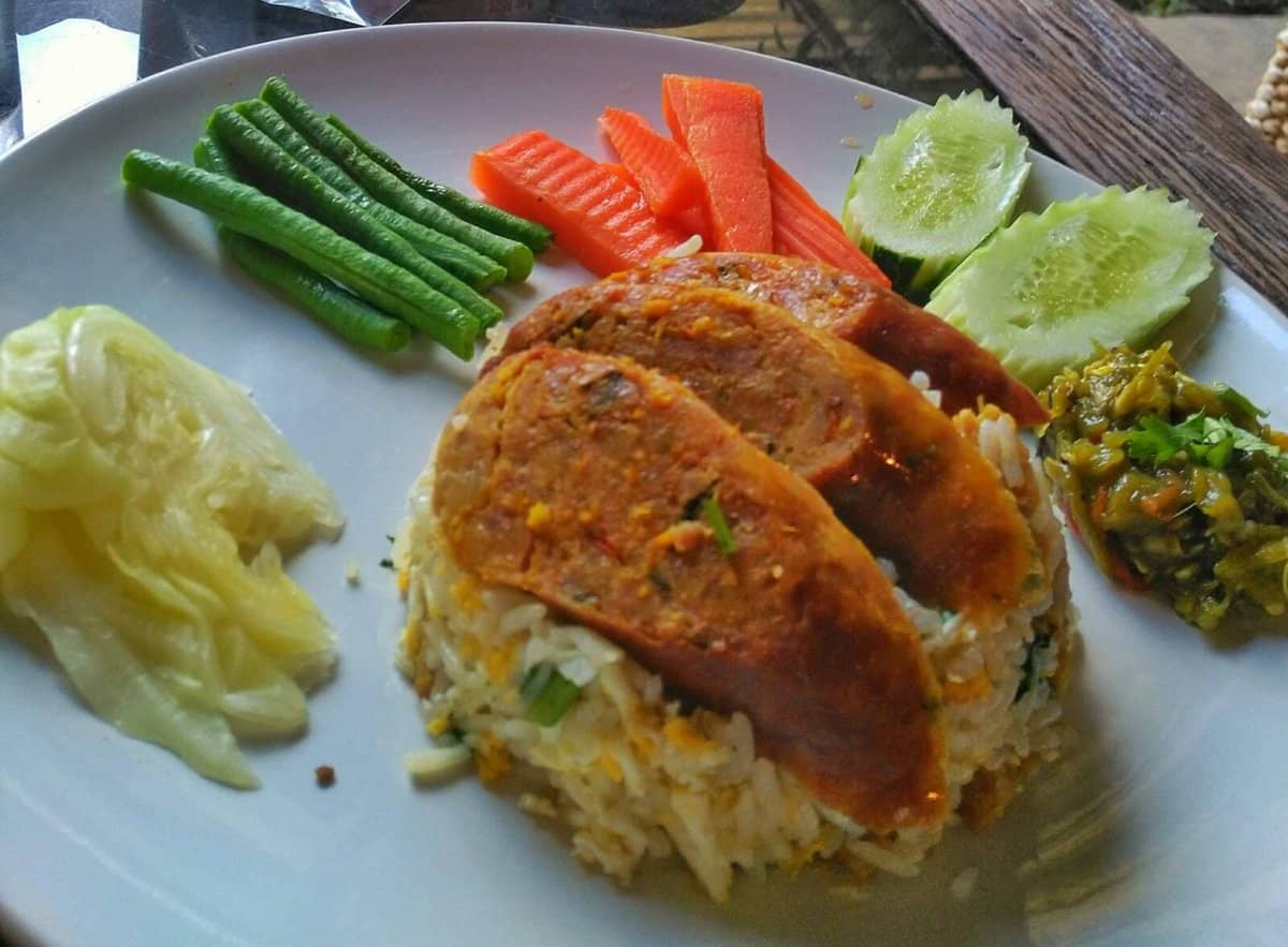 top 20 things to do in Chiang Mai - eat northern Thai food