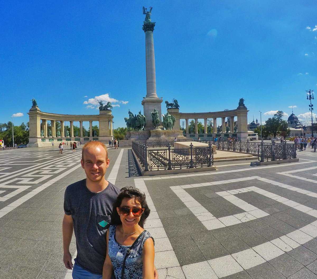 weekend itinerary Budapest - Heroes Square