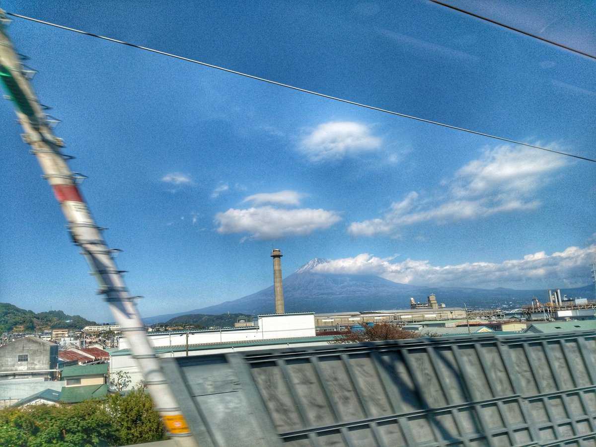 when is the best time to travel to Japan - November