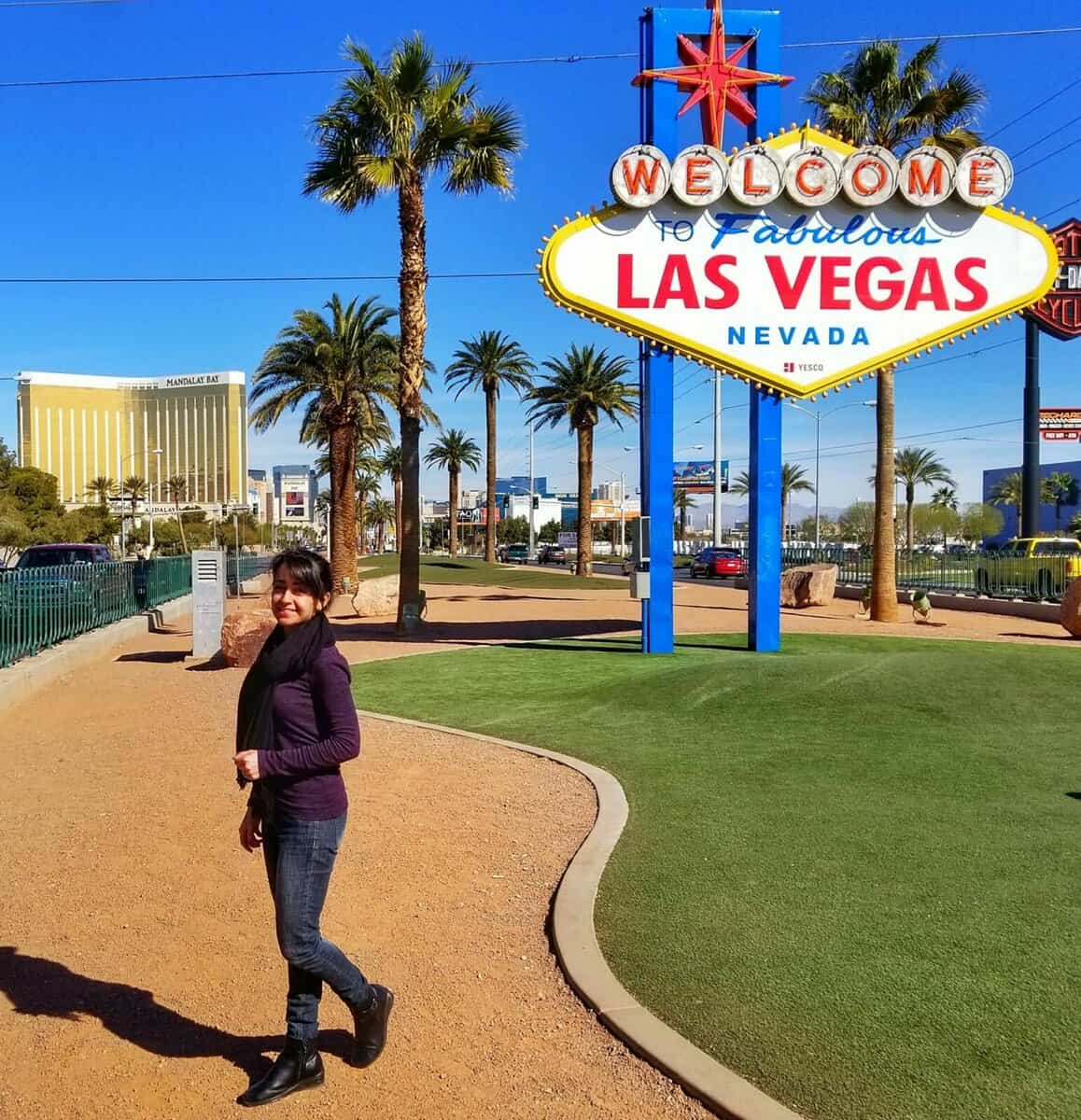 fun things to do in Las Vegas for couples - welcome sign