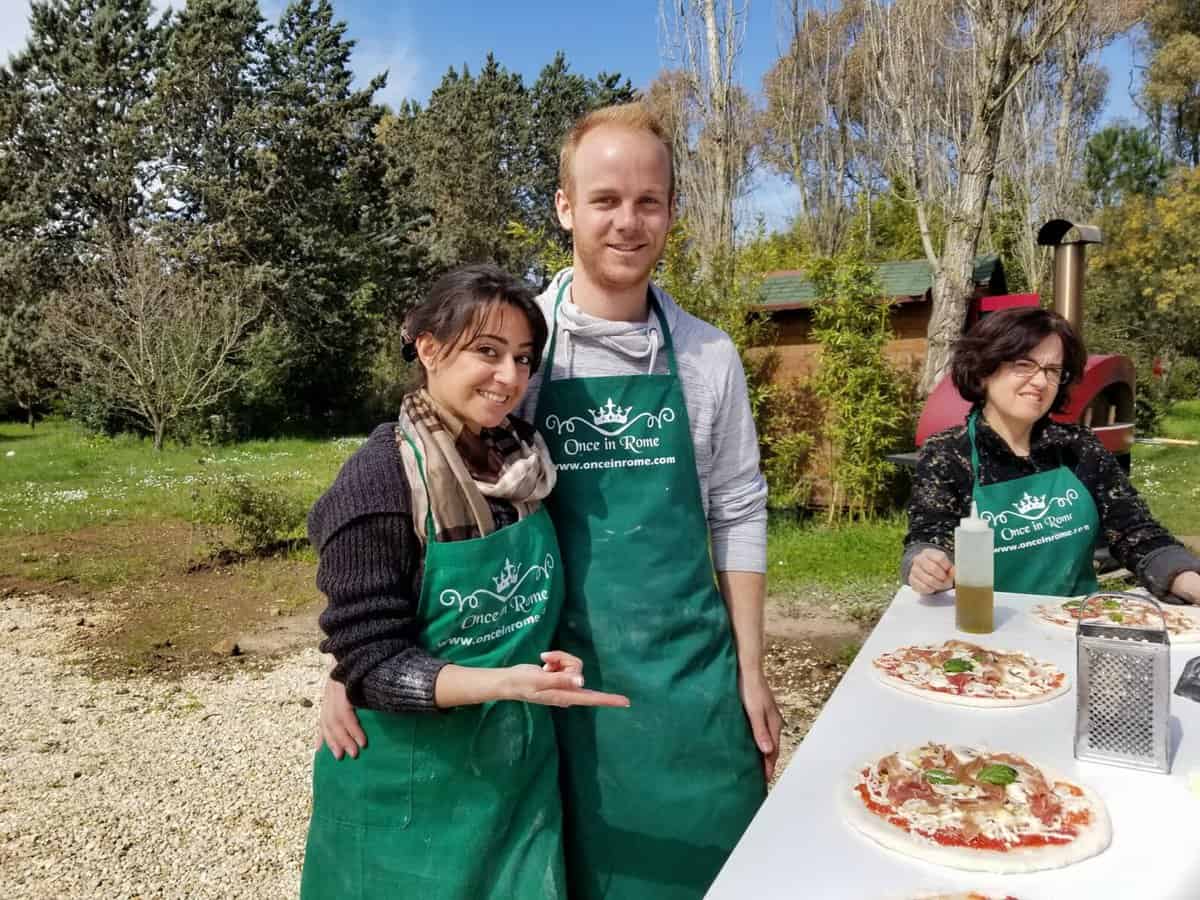 Rome vacation tips - pizza making class