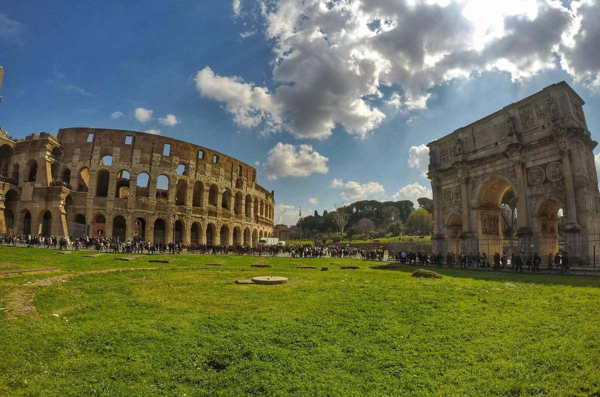 Visit Rome In 4 Days - rco Di Constantino and Colosseum