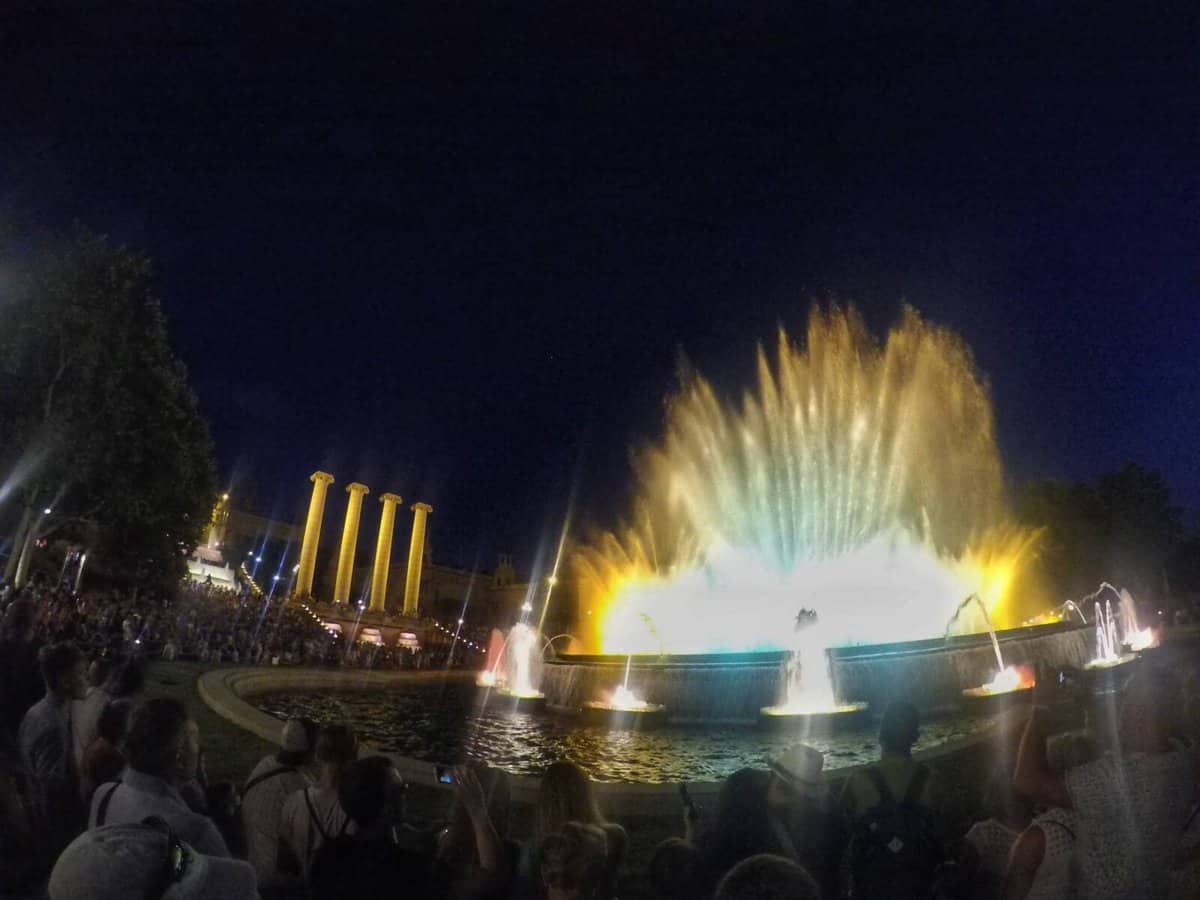 4 days in Barcelona - Magic Fountain night show