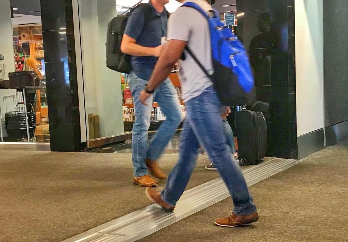 carrying bag on your back with option to roll for travel