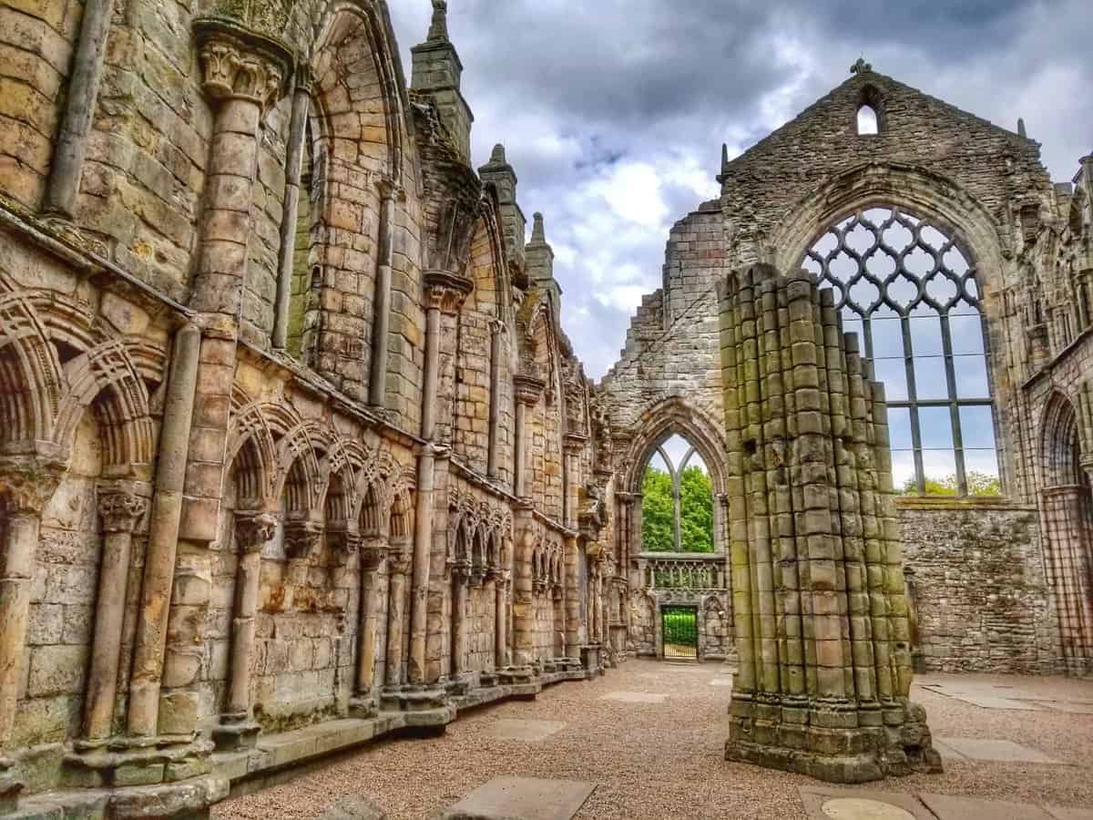 2 Days in Edinburgh - Holyrood Abbey