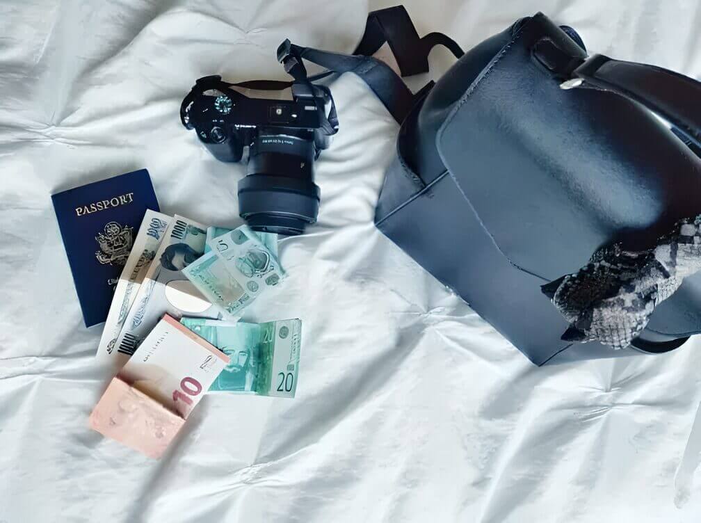 travel wallet for women