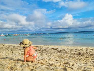 Top Beach Essentials For Toddlers – Ultimate Checklist To Help You Pack For Fun
