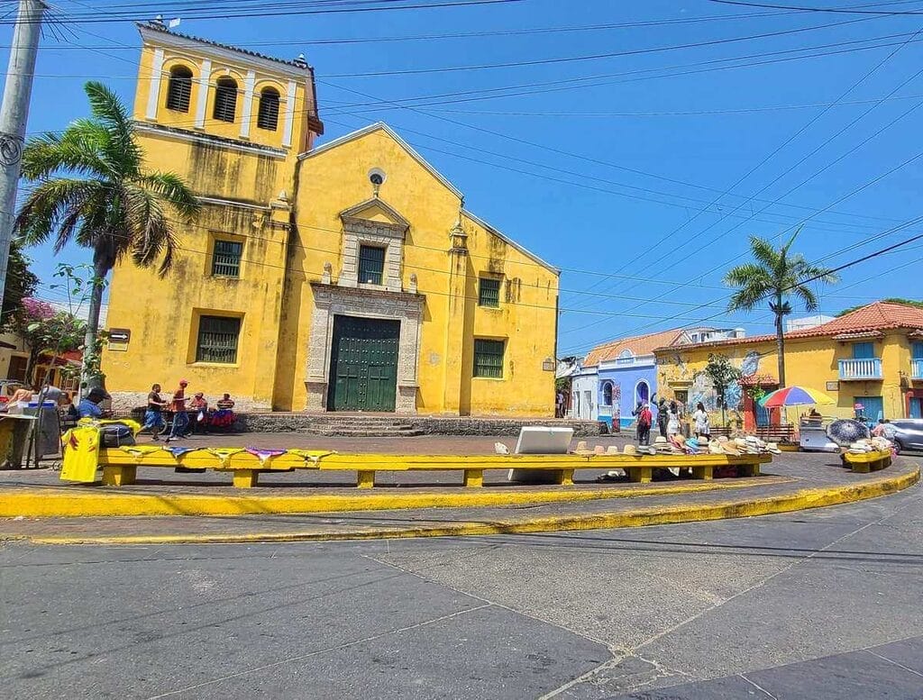 Plaza de la Trinidad cartagena