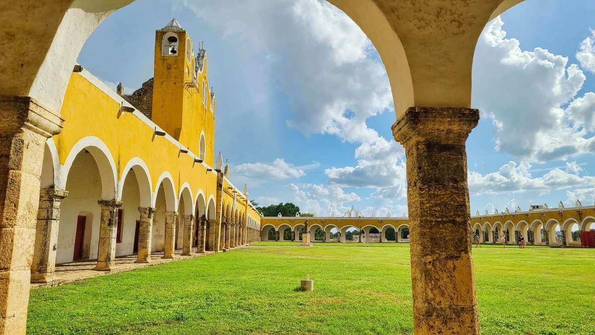 Valladolid day trip from Merida