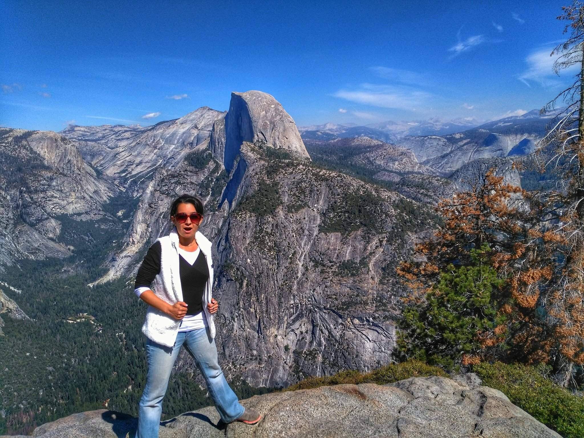 Yosemite must see one day - Half Dome View from Glacier Point