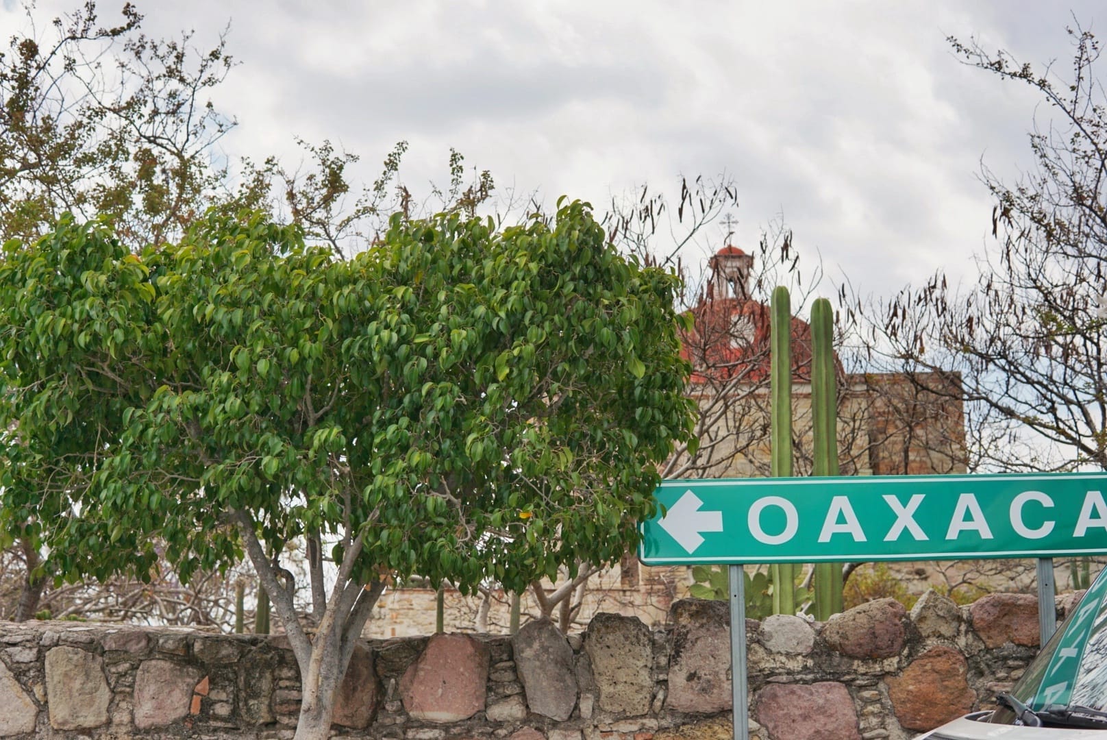 Oaxaca sign - 5 day travel itinerary
