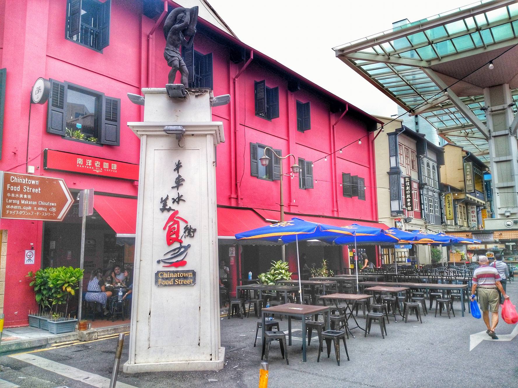 is singapore expensive - budget accommodations near chinatown