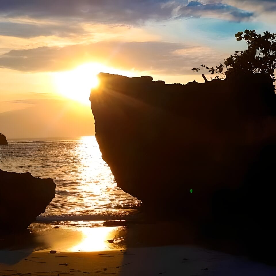 Sunset at Padang Padang Beach, Bali Best Bali Beaches - Sunset at Padang Padang Beach