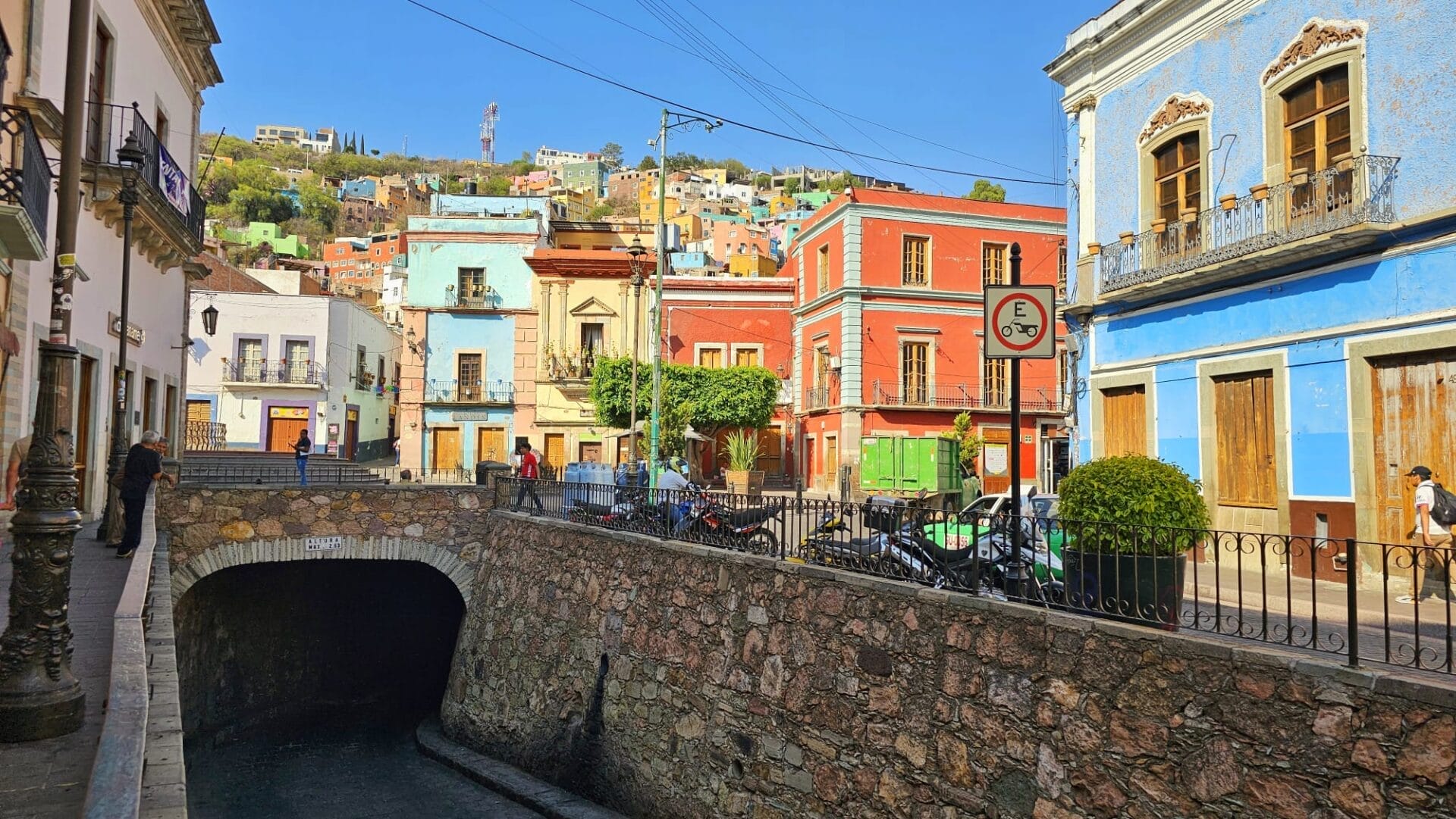 underground tunnel - Guanajuato, MX makes it more unique compared to San Miguel