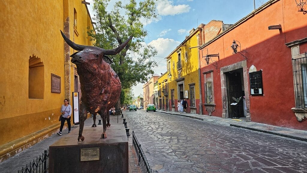 Things To Do in San Miguel De Allende - Toro Statue
