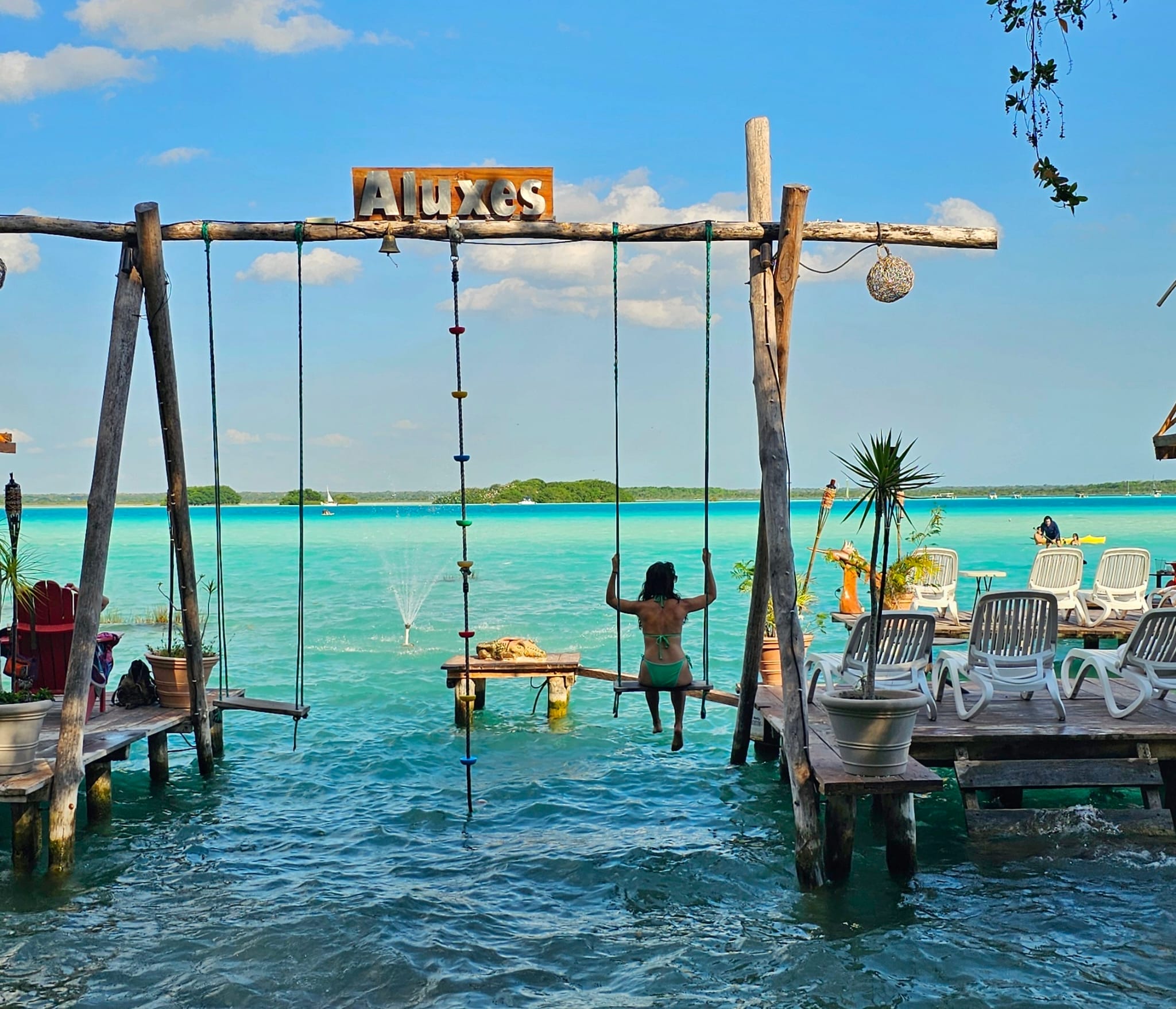 Bacalar Lagoon restaurant and club pass
