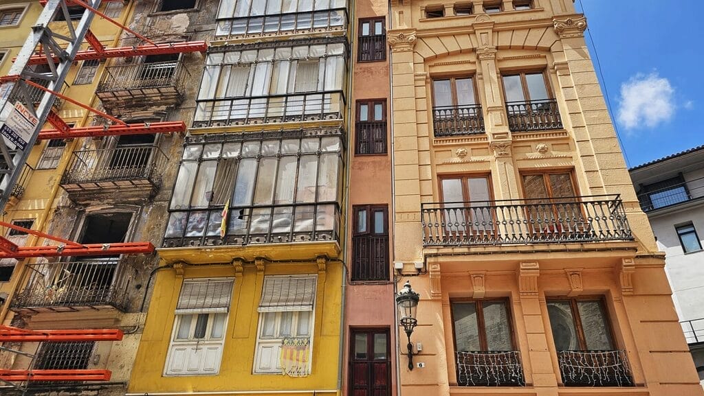 La Finca Mas Estrecha de España - Valencia three day plan